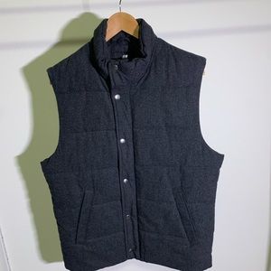 H&M men’s puffer vest